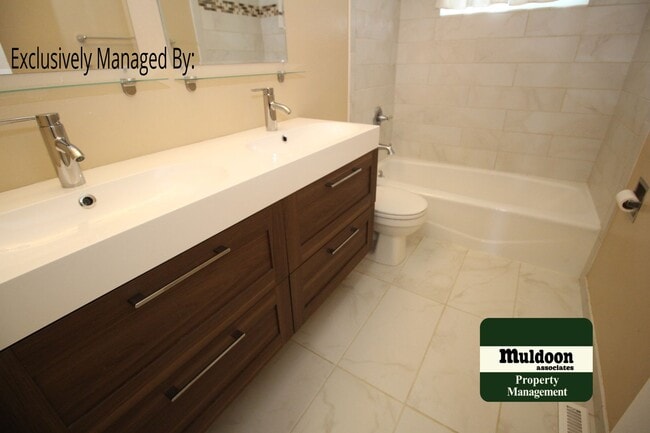 Building Photo - Nice 5 bedroom home with finished basement...