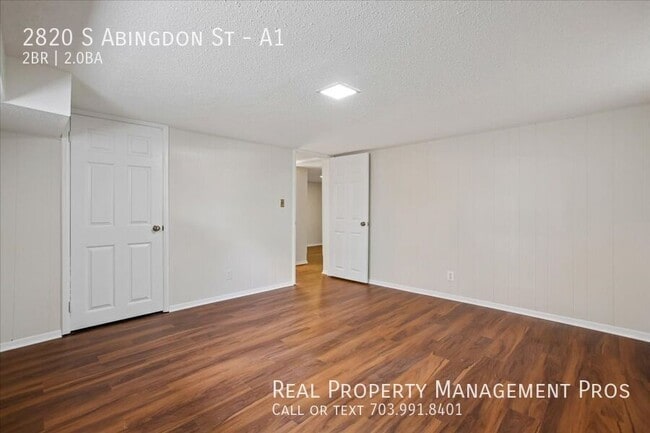 Building Photo - 2820 S Abingdon St