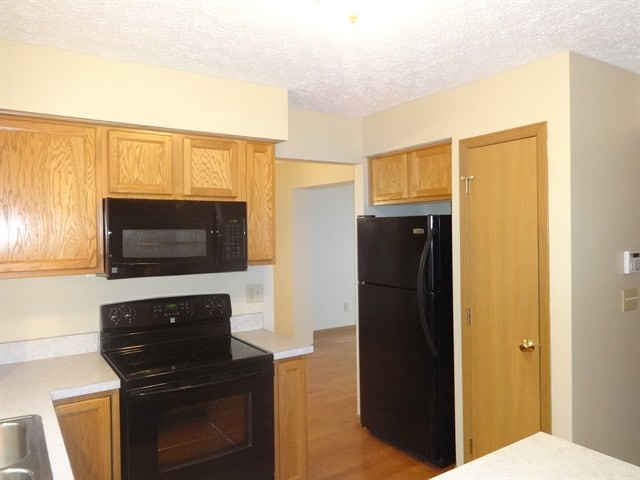 Building Photo - 4242 Honey Bee Ct