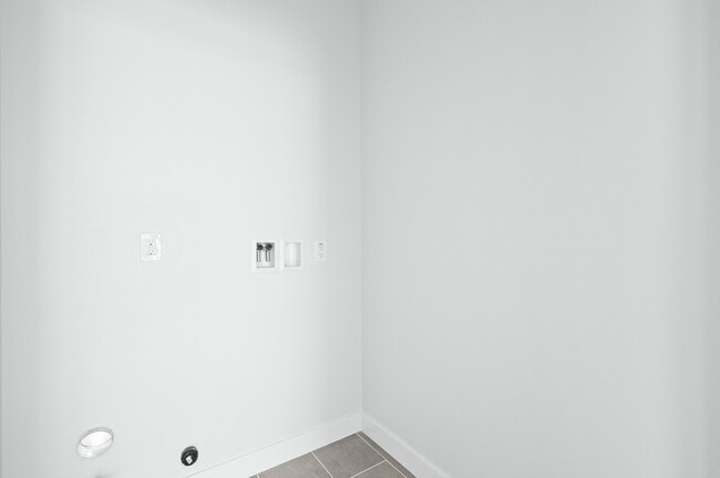 Building Photo - 12111 18th St