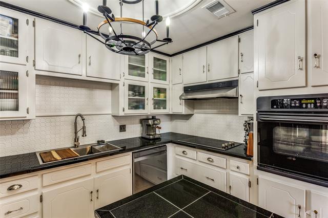 Building Photo - 116 Montreal Dr