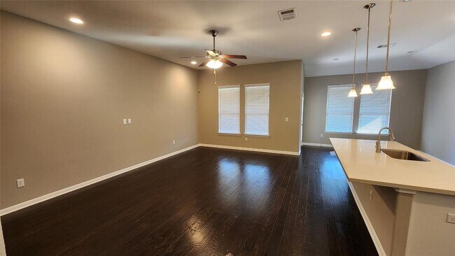 Building Photo - 16409 Pallazo Dr