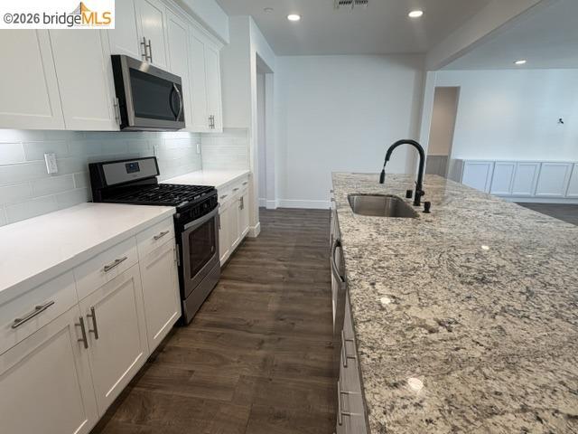Building Photo - 9588 Pescadero Cir