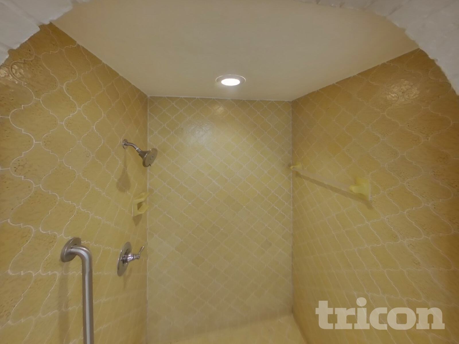 Building Photo - 4720 Palm Aire Cir