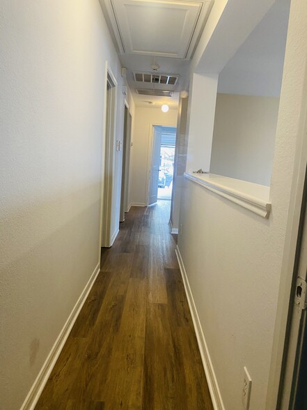 Building Photo - 14111 Prosperity Ridge Dr