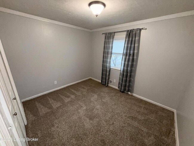 Building Photo - 600 Willow Brook Rd