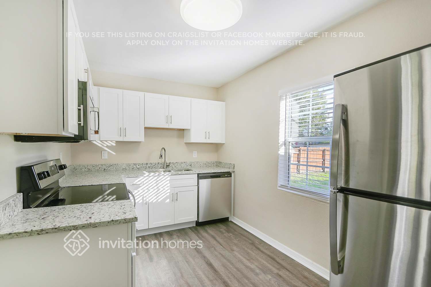 Building Photo - 2826 17th Ave N