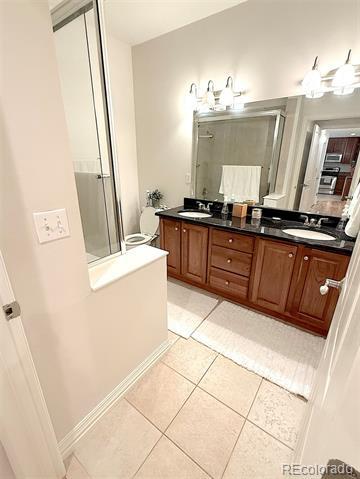 Building Photo - 2700 E Cherry Creek S Dr