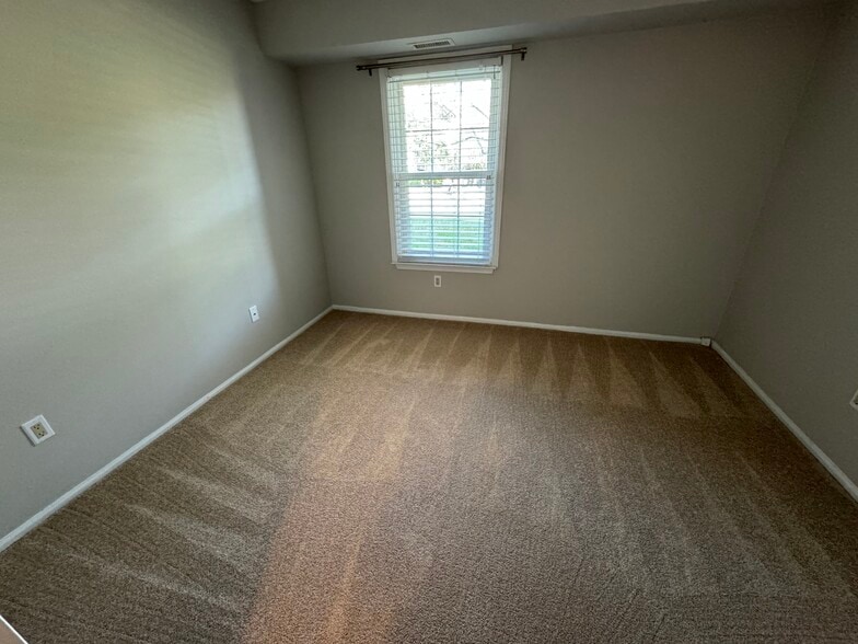 Second bedroom - 2103 Society Pl