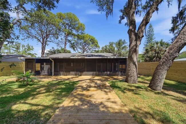 Building Photo - 7247 Oelsner St