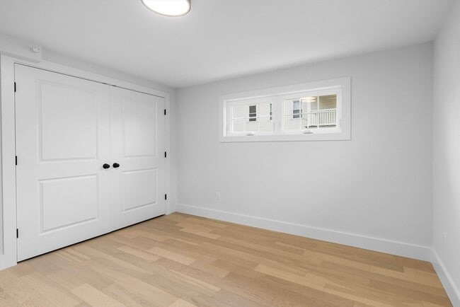 Building Photo - 20 Orne St