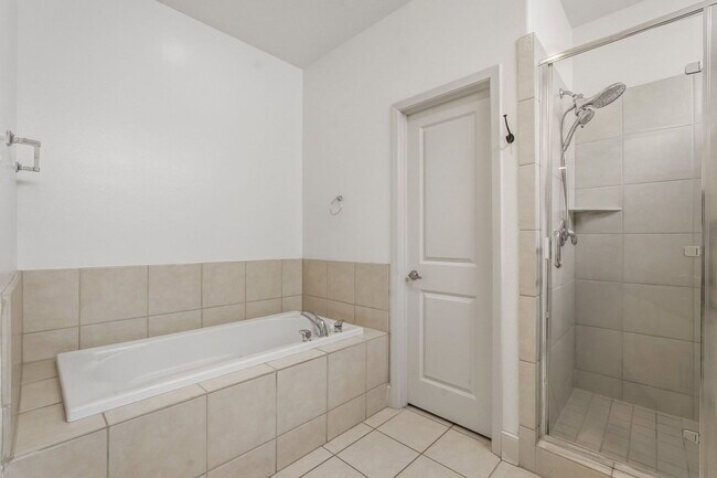 Building Photo - 2816 Rusk St