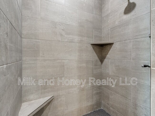 Building Photo - 14525 Rochefort Ln