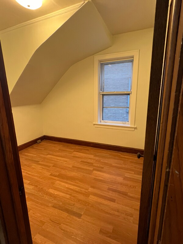 Building Photo - 5436 W 24th Pl