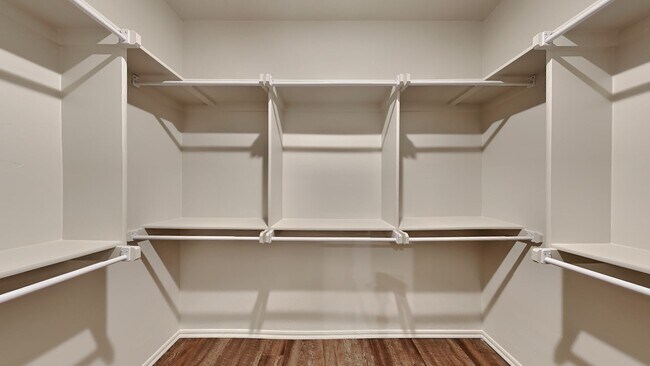 Building Photo - Luxury 3 Bedroom 2 Bathroom Duplex in Piedmont Schools (Neighborhood Park and Basketball Court)-L...