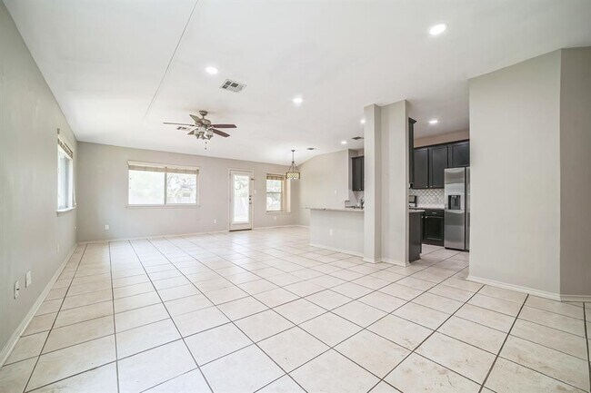 Building Photo - 3630 Spring Canyon Trail