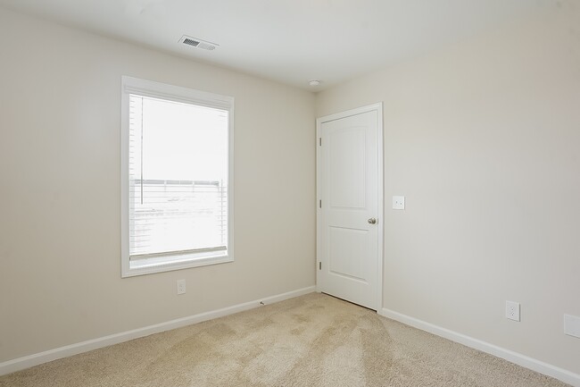 Building Photo - 2076 Catlet Ct