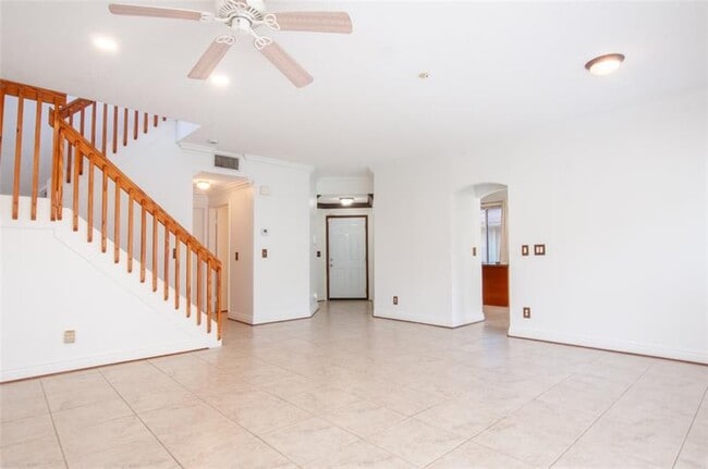 Building Photo - 170 NW 207th Way