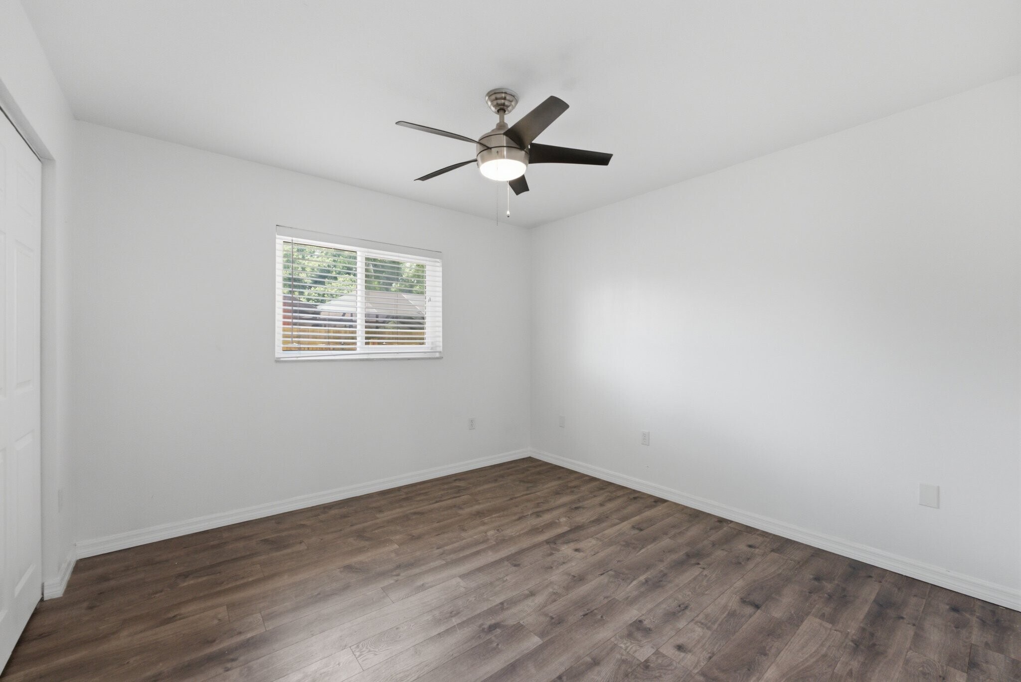 Building Photo - 4404 Meadow Creek Cir
