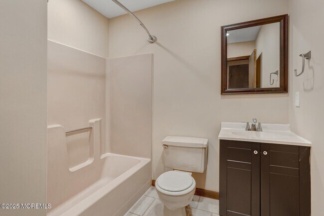 Building Photo - 257 Frog Pond Rd