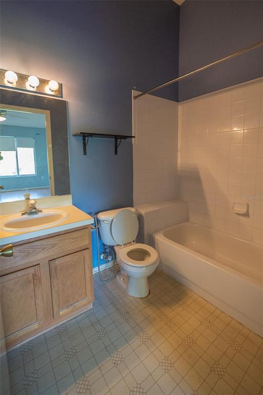 Building Photo - 1250 Redondo Way