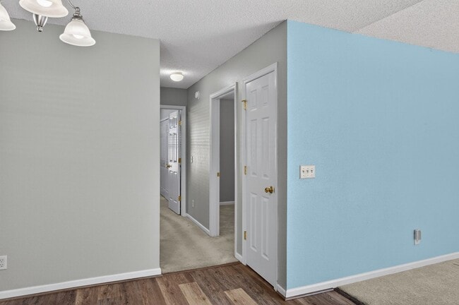 Building Photo - 3 Bedroom 2 Bathroom Single-family home in Port Wentworth - close to Savannah Airport, Savannah P...