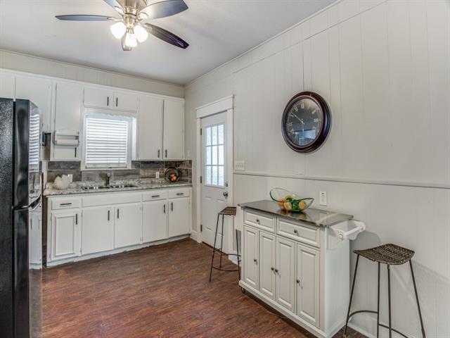 Building Photo - 2629 S Jennings Ave