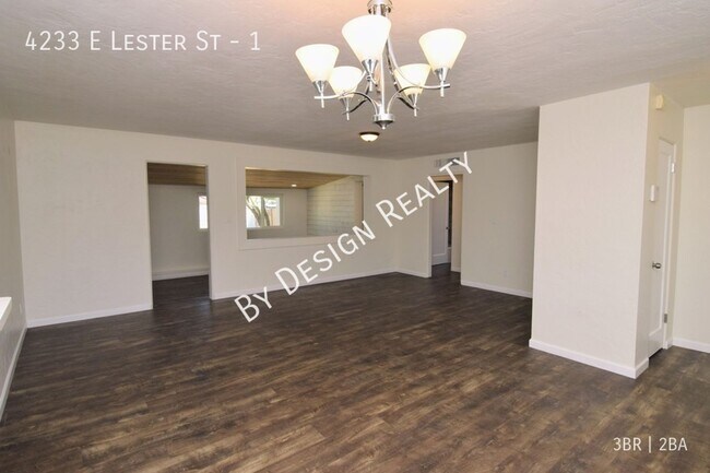 Building Photo - Modern and Spacious 3 Bed 2 Bath with Desi...