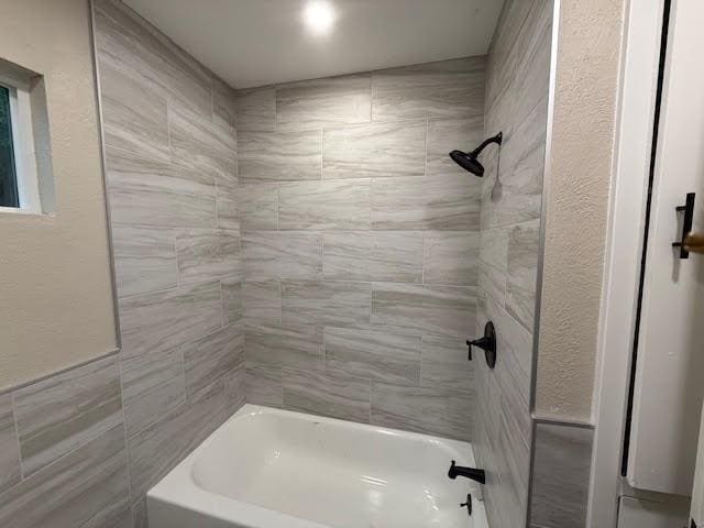 Building Photo - 2202 Cunningham St