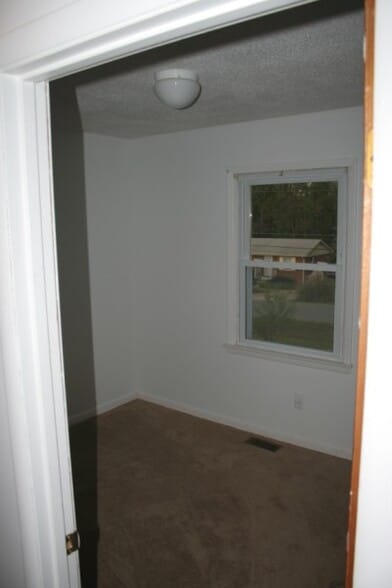 Building Photo - 3777 Sedgefield Dr