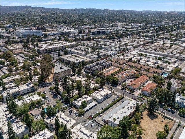 Building Photo - 5700 Etiwanda Ave