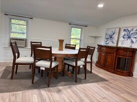 dining room - 20 N Bridebrook Rd