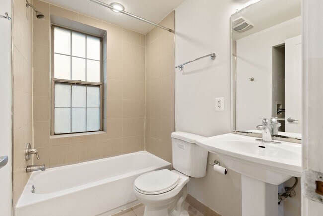Building Photo - Renovated Studio by Thomas Circle