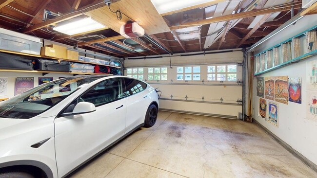 Building Photo - 76 Tamalpais-