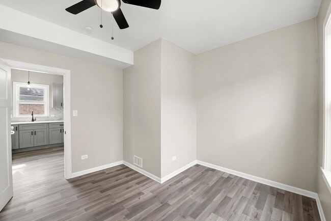 Building Photo - 1520 S 51st Ct