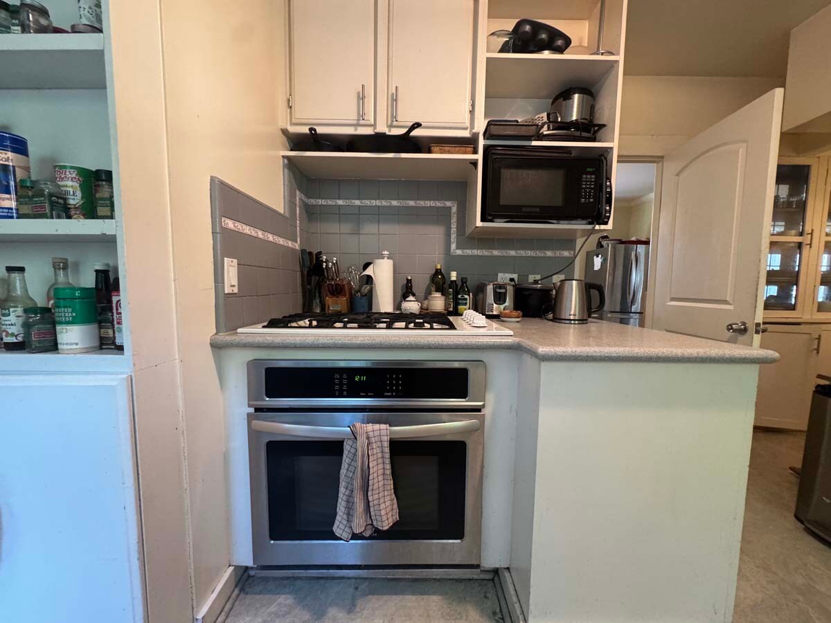 Building Photo - 2836 Derby St