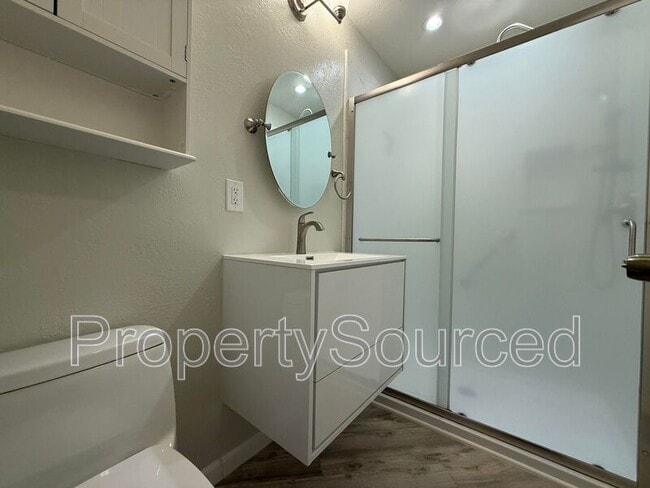 Building Photo - 1550 Naples Ct