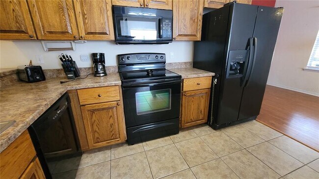 Building Photo - 8762 FL-26