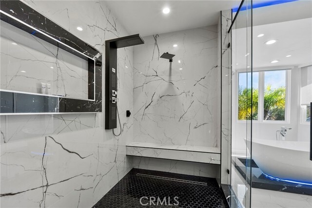 Building Photo - 5965 Nora Lynn Dr