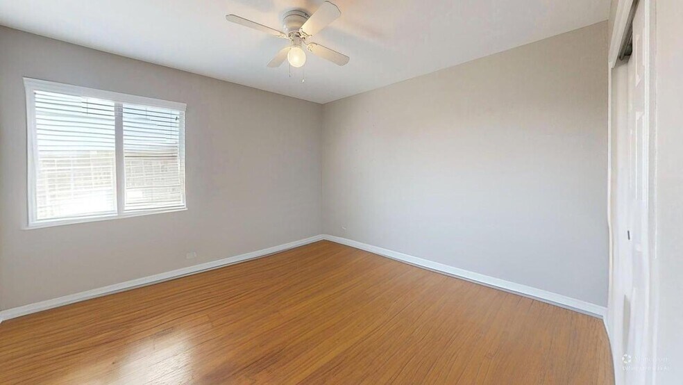 Building Photo - 2105 Huxley Ln