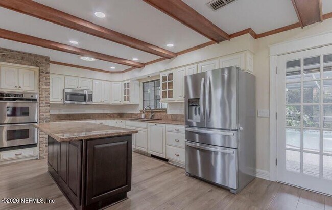 Building Photo - 4944 Mariners Point Dr