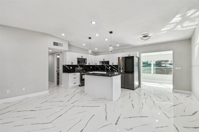 Building Photo - 6501 Julie St