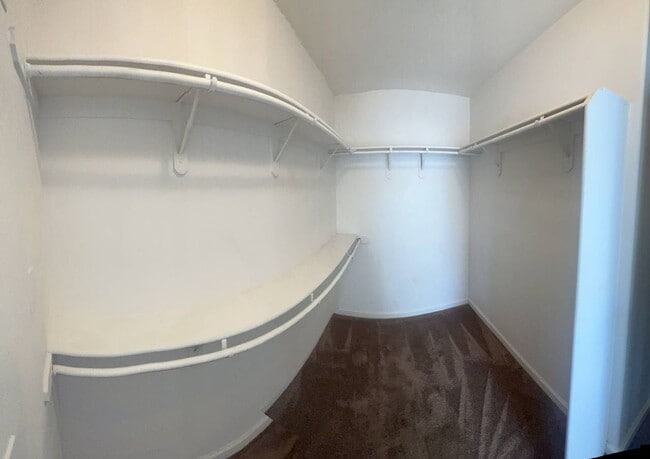 Building Photo - Spacious 4 Bed, 3 Bath Home in Madera – Pe...