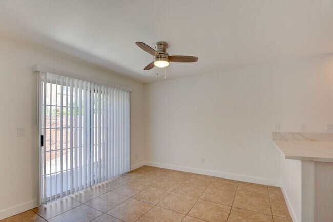 Building Photo - Renovated and Modern. This fantastic 2br in a gated community in Silverado Ranch has all the amen...