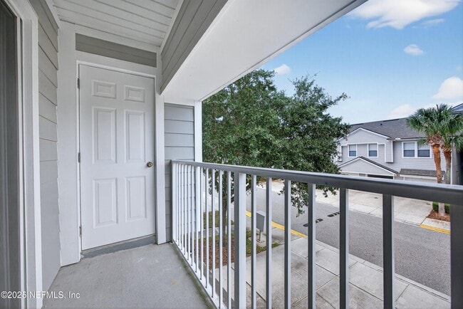 Building Photo - 7067 Deer Lodge Cir