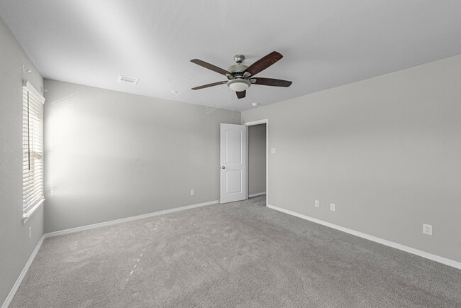 Building Photo - 8041 Scanlan Trl