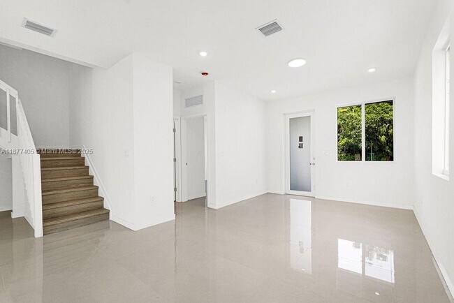 Building Photo - 22445 SW 125th Ave