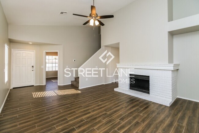 Building Photo - 371 S. Comanche Dr.