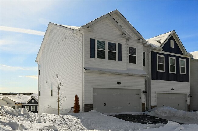 Building Photo - 122 Scotland Ln