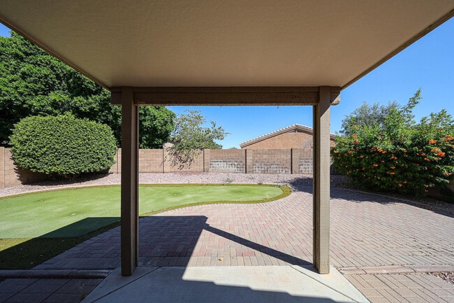 Building Photo - 16034 W Winchcomb Dr